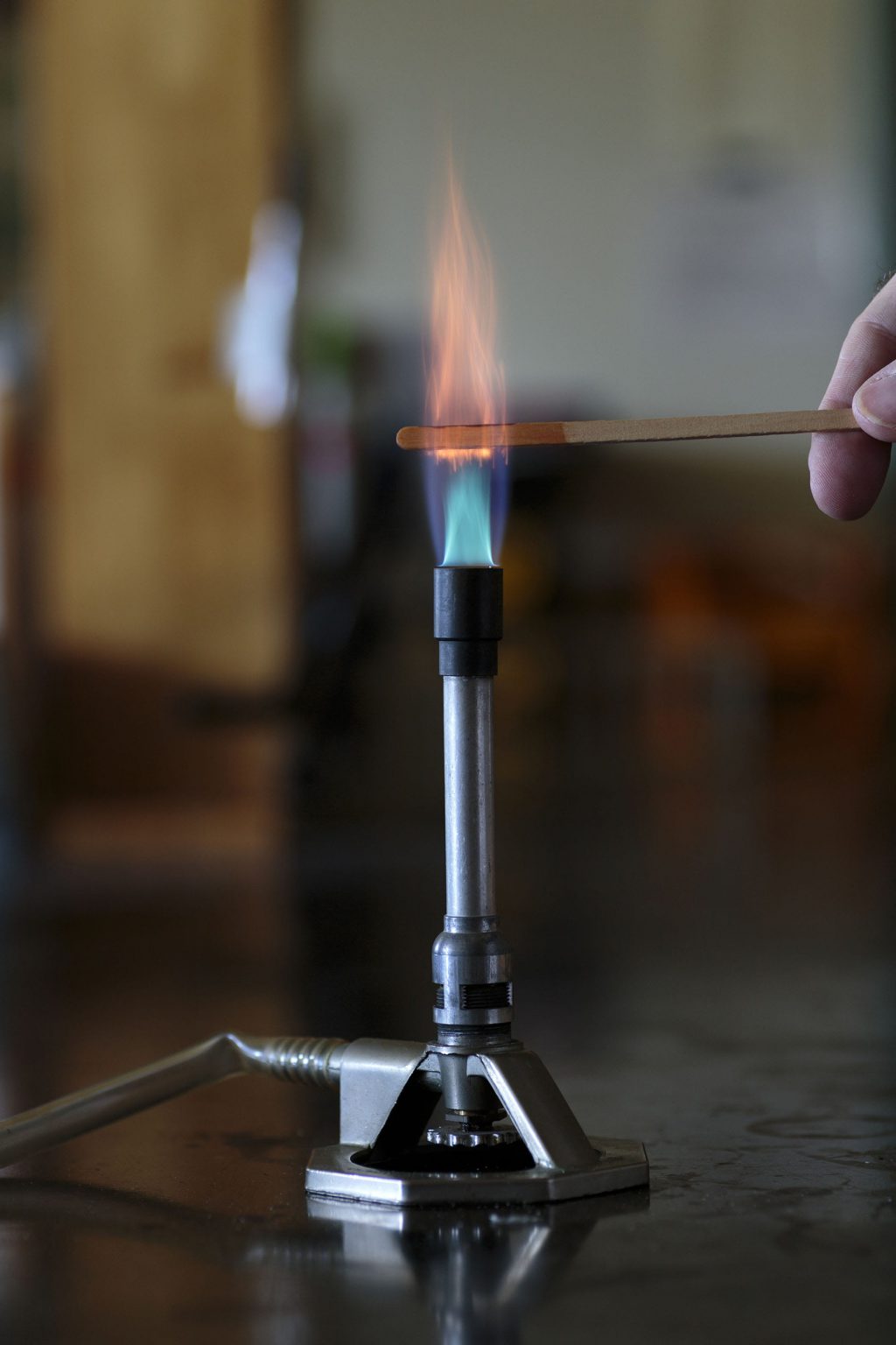 What Is The Blue Flame Called On A Bunsen Burner